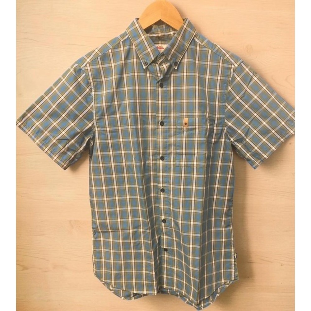 Fjallraven Ovik Lite Short Sleeve Plaid Shirt Regular Fit Size Small